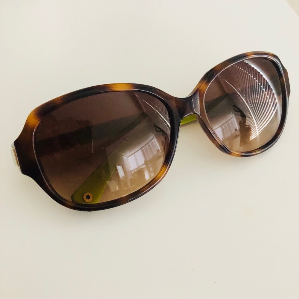 🚫 SOLD 🚫 Coach Tortoise Sunglasses
